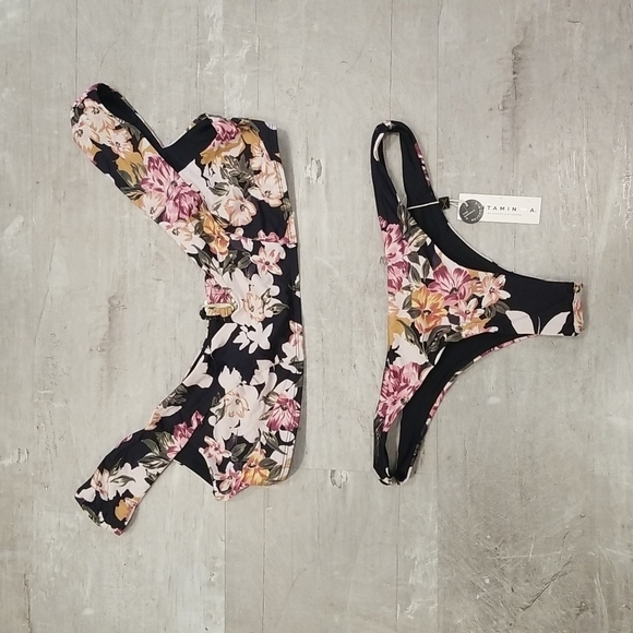💕VITAMIN A💕 Bikini Capri Top XL + Rosie Cheeky Bottom L ~ Ambrosia Floral NWT - Picture 13 of 16